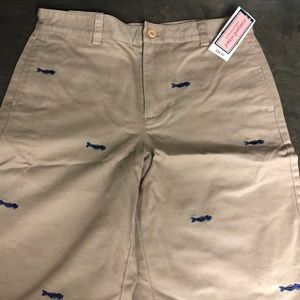 Vineyard vine shorts brand new w tags.